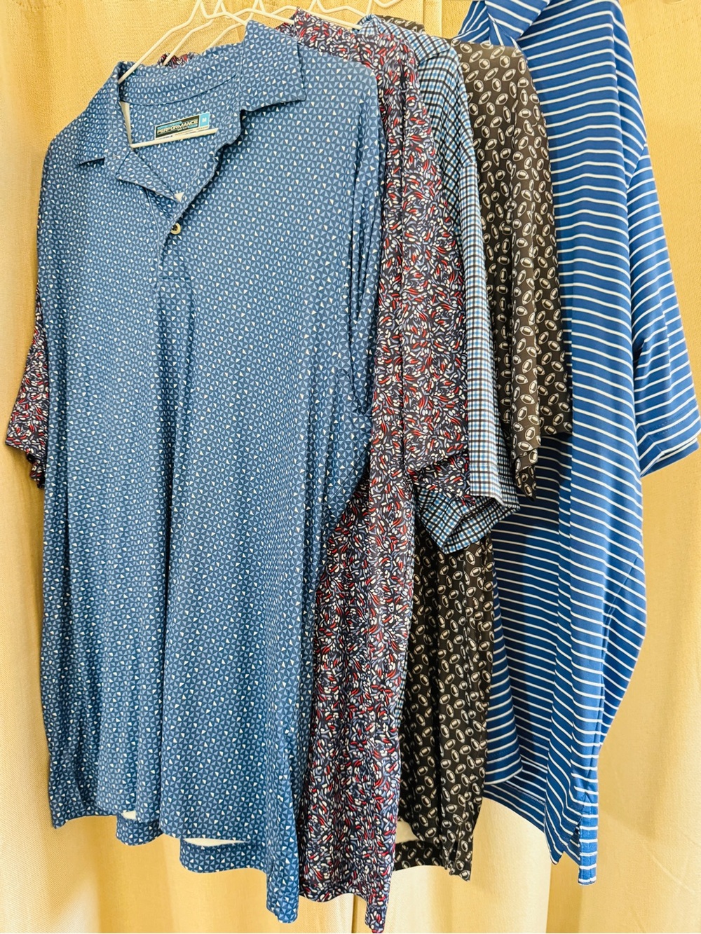 Bundle Roundtree & Yorke Performance
Short Sleeve Striped Polo Shirts Medium